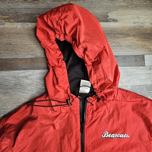 Cincinnati Bearcats Windbreaker XS Red Travis Kelce Taylor Swift - Picture 3 of 10